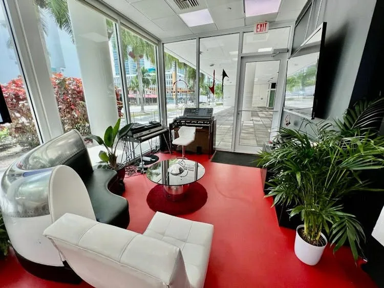 734 sqm Unique Gallery and Showroom Space in Miami