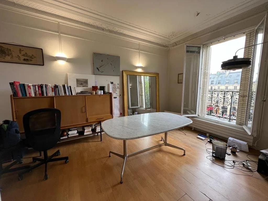 74 sqm Multipurpose Office Apartment at 4 Place Saint-Michel — 5