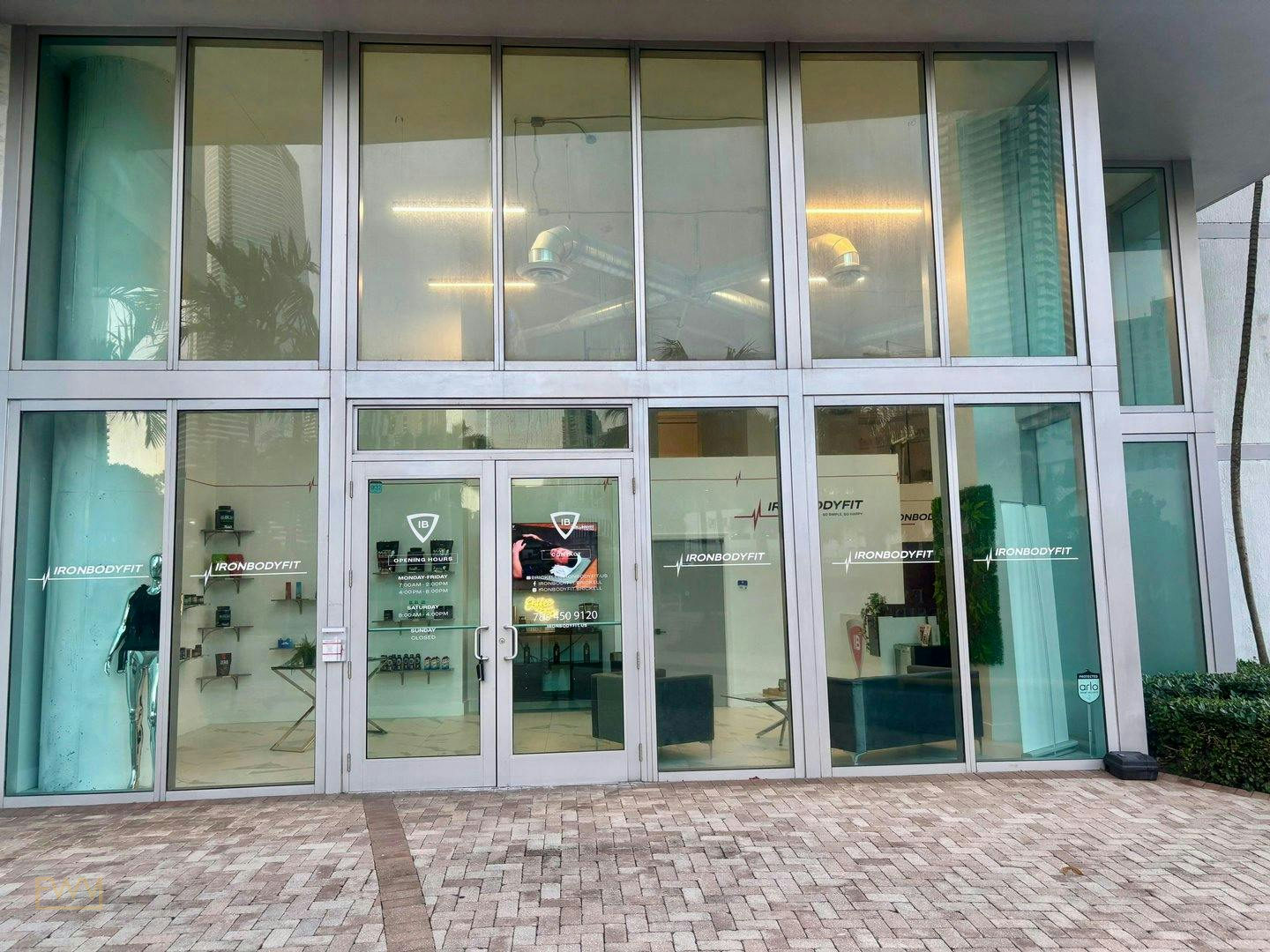 8 sqft Retail Space in Miami Fitness Studio, 1 sqm, pop up store