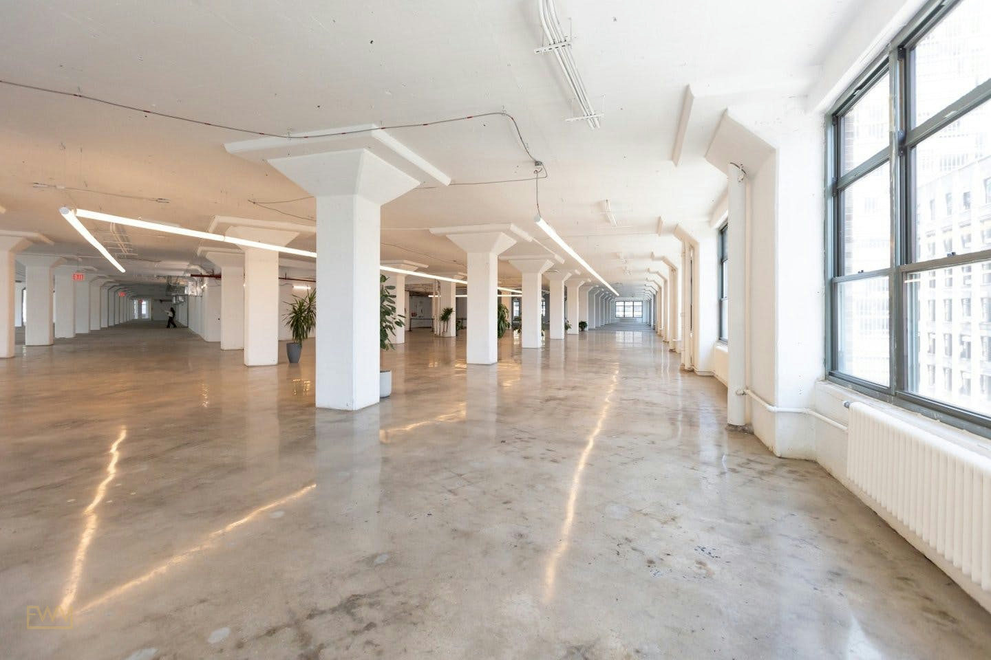 80,000 Sq. Ft. Industrial Open Space in Hudson Square, 7432 sqm, pop up store in New York