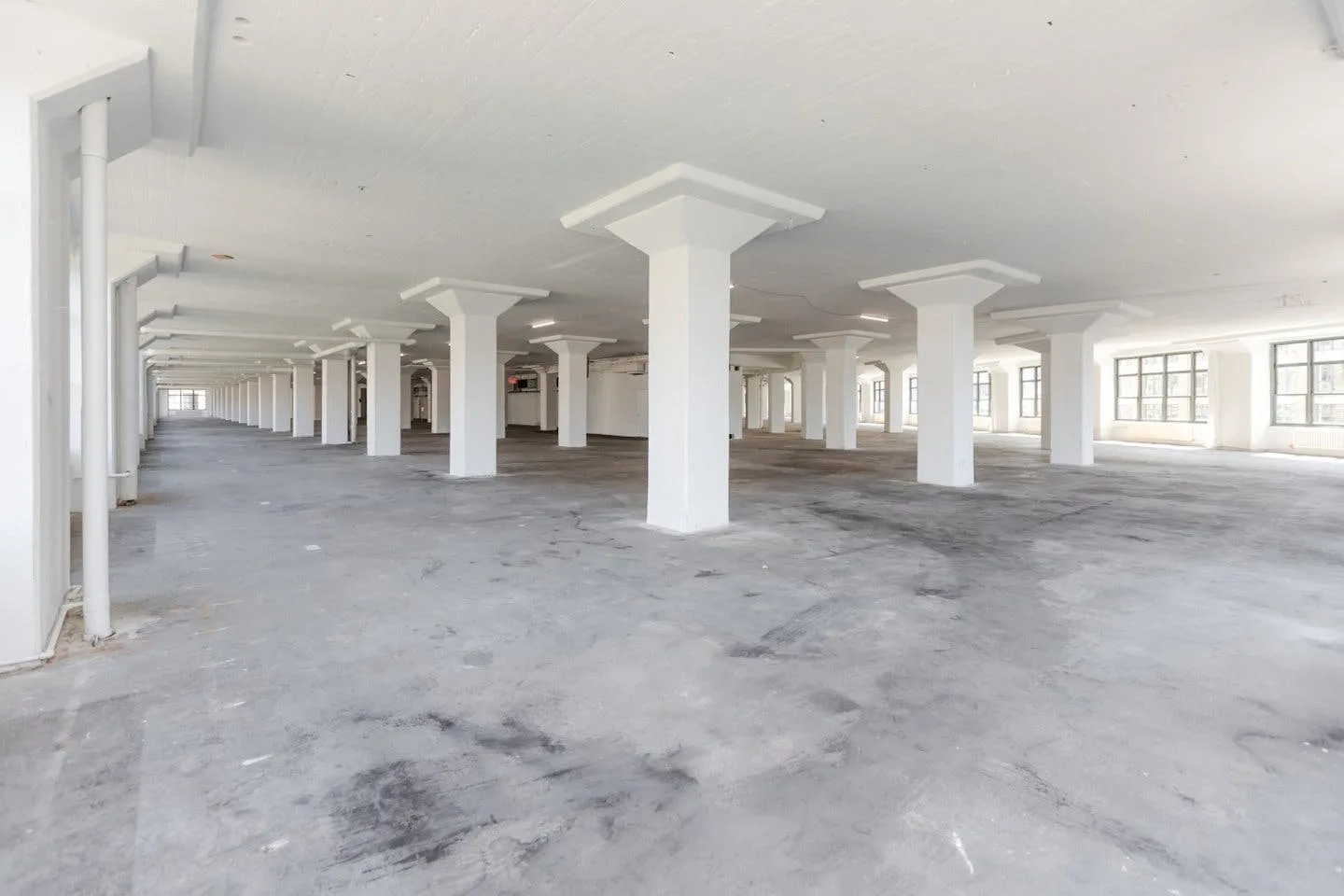 80,000 Sq. Ft. Industrial Open Space in Hudson Square — 4