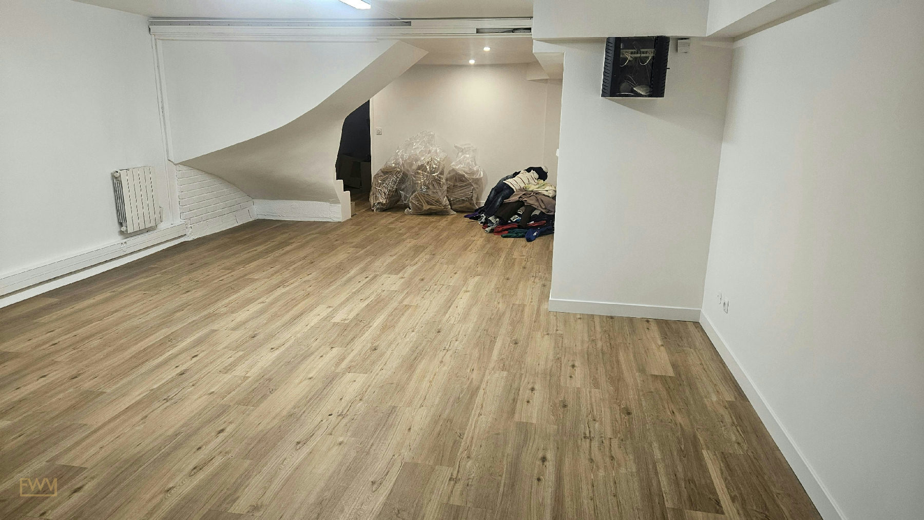80 sqm Commercial Basement Space in Longjumeau — 3