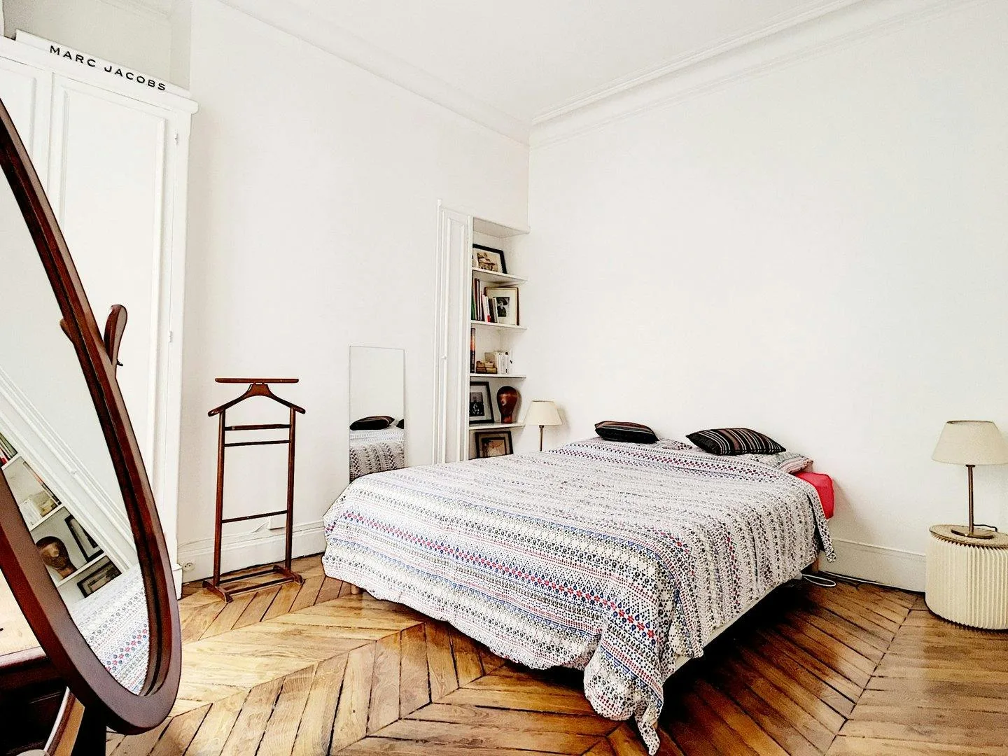 80 sqm Commercial Loft on Rue Saint-Honoré, Paris — 2