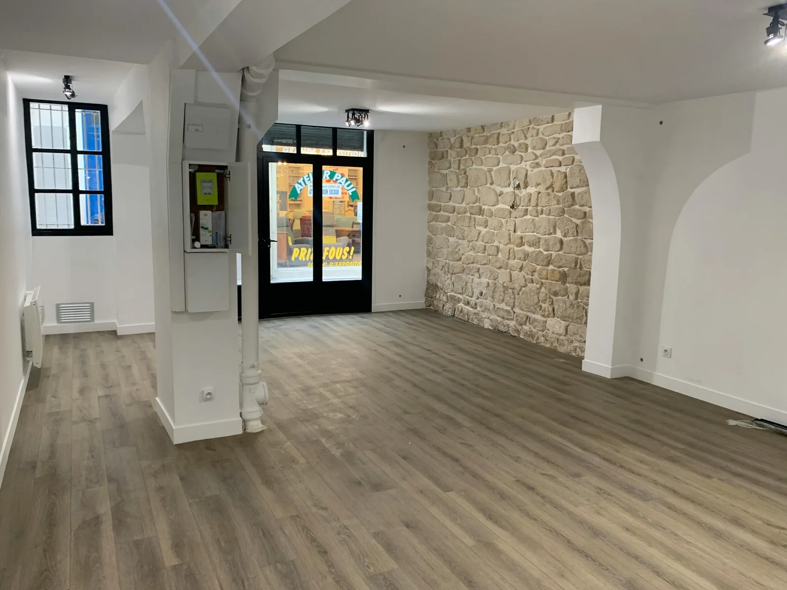 90 sqm Flexible Commercial Space in Passage du Chantier, Paris — 3