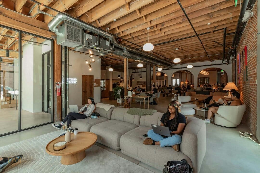 929 sqm Multi-Purpose Event and Office Space in Los Angeles, photo shoot, pop-up rental