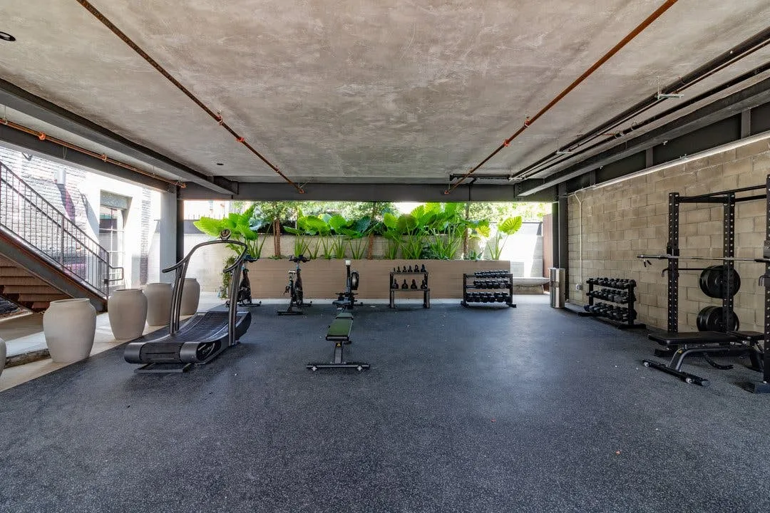 929 sqm Multi-Purpose Event and Office Space in Los Angeles — 2