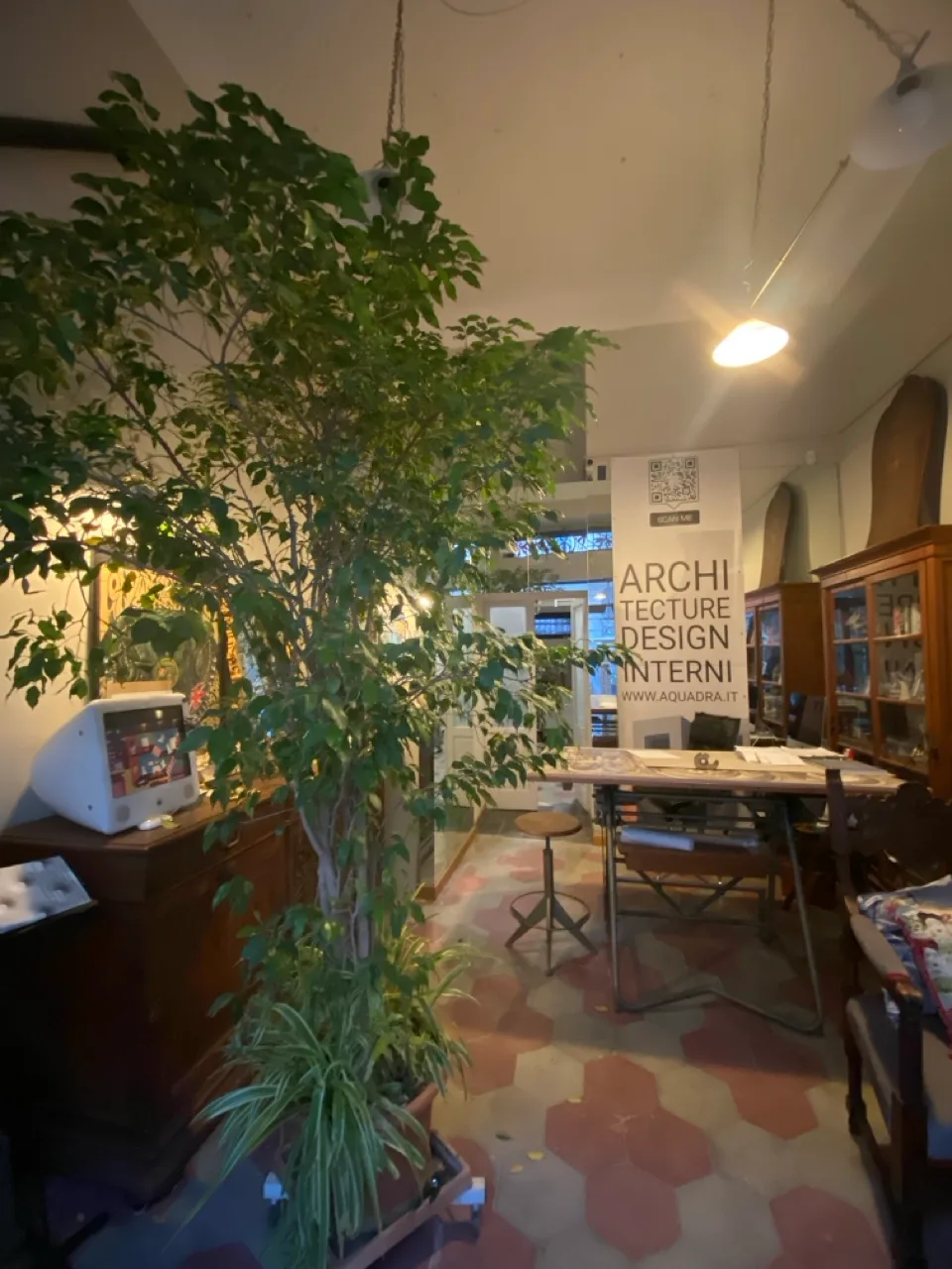 Affascinante spazio espositivo con vetrina a Milano, 45 sqm, pop up store