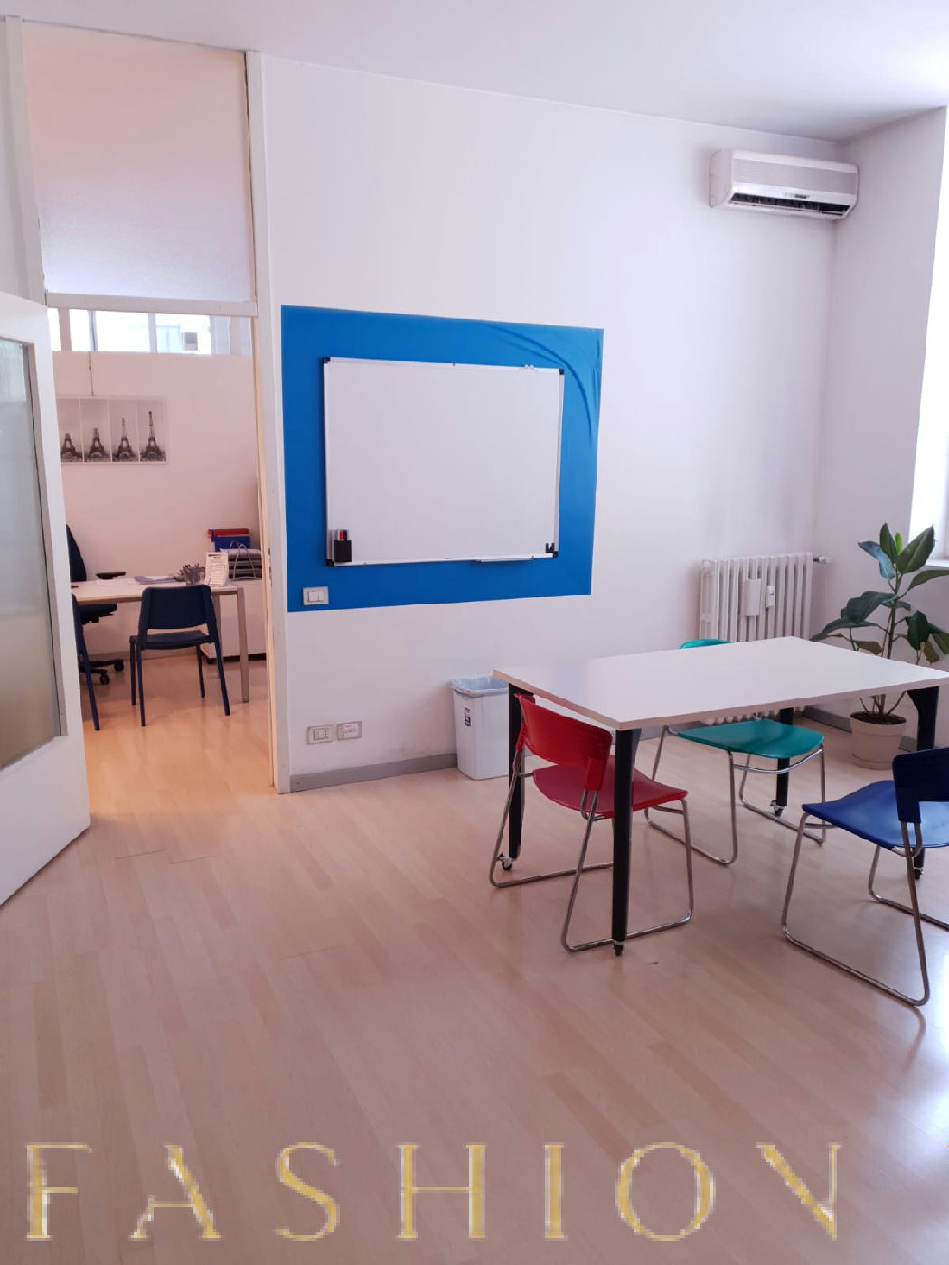 Affitto salone arredato per eventi e riunioni, 28 sqm, corporate event, pop-up rental in Milano