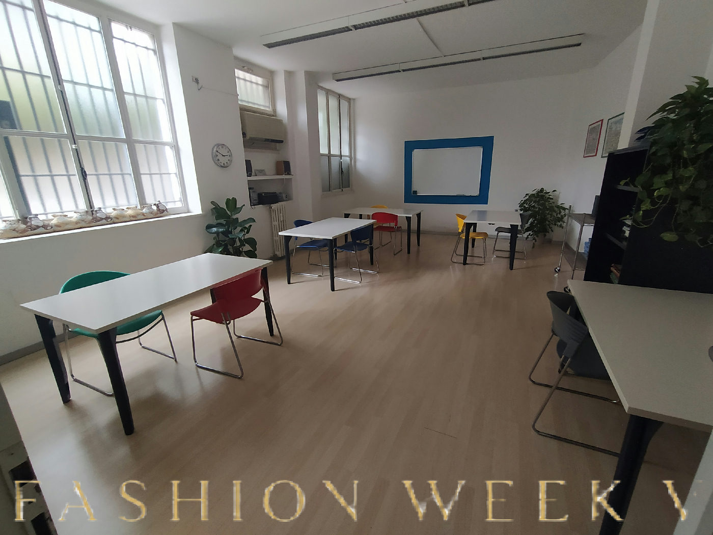 Affitto salone arredato per eventi e riunioni, 28 sqm, corporate event, pop-up rental in Milano, interior view