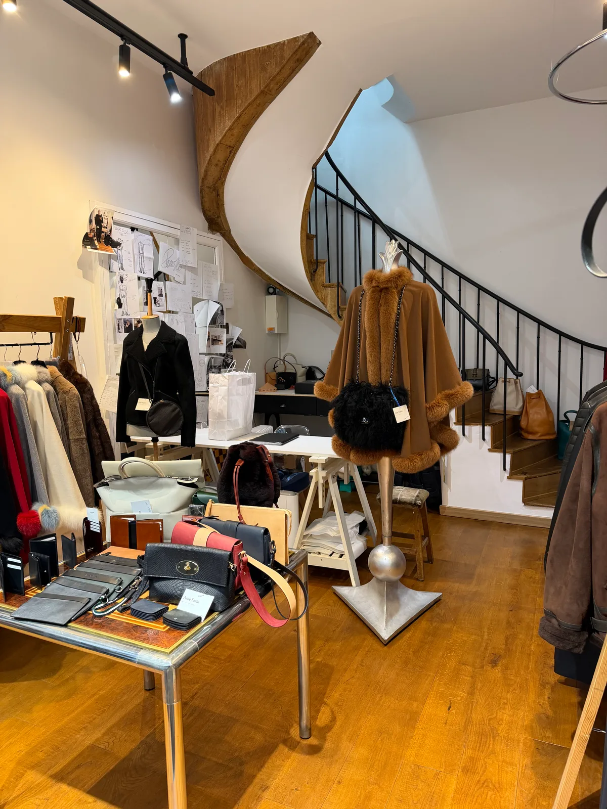 Ancien Atelier de Tailleur à Paris pour Pop-Ups