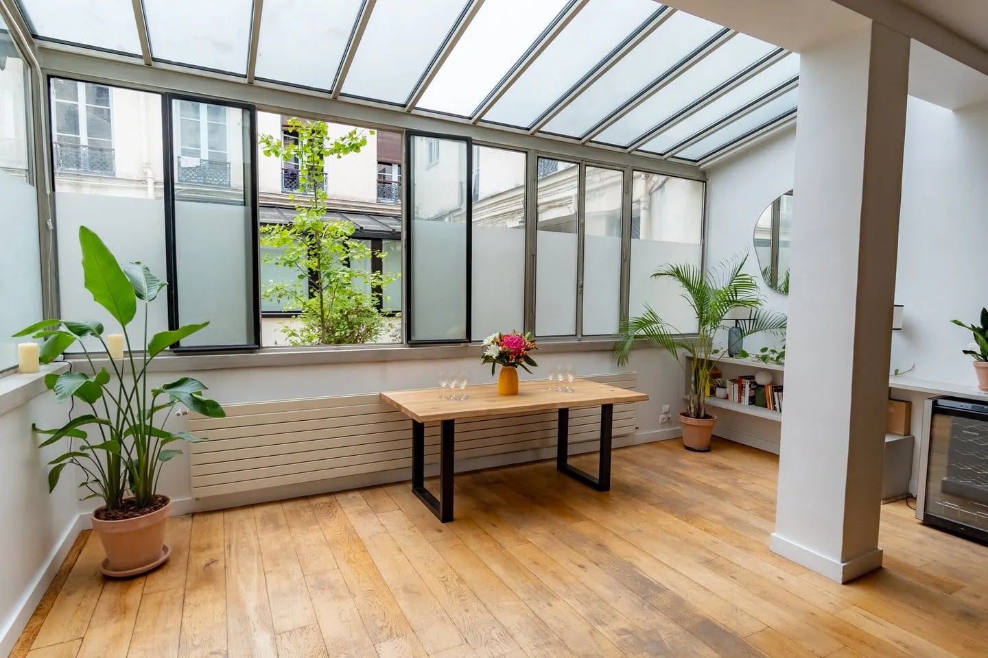 Architect-Designed Loft near Place des Vosges, Paris — 2