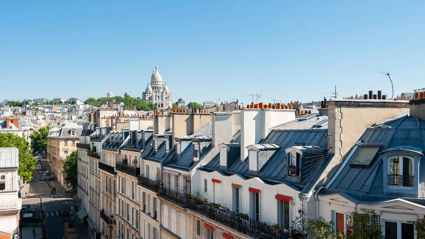 Architect-Designed Loft on Avenue Trudaine, Paris — 4
