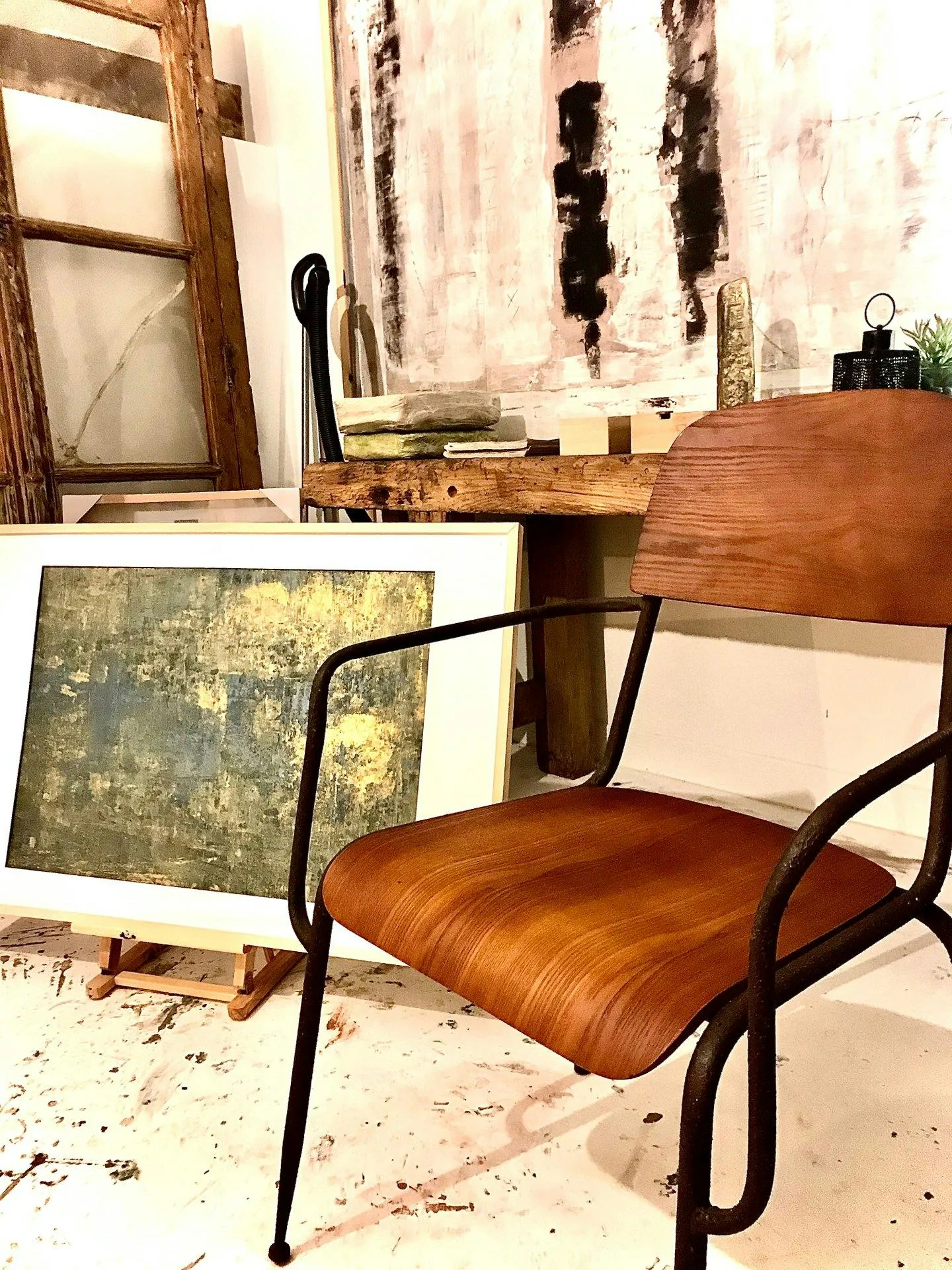 Artist Studio and 18th-Century Apartment in Rouen — 4