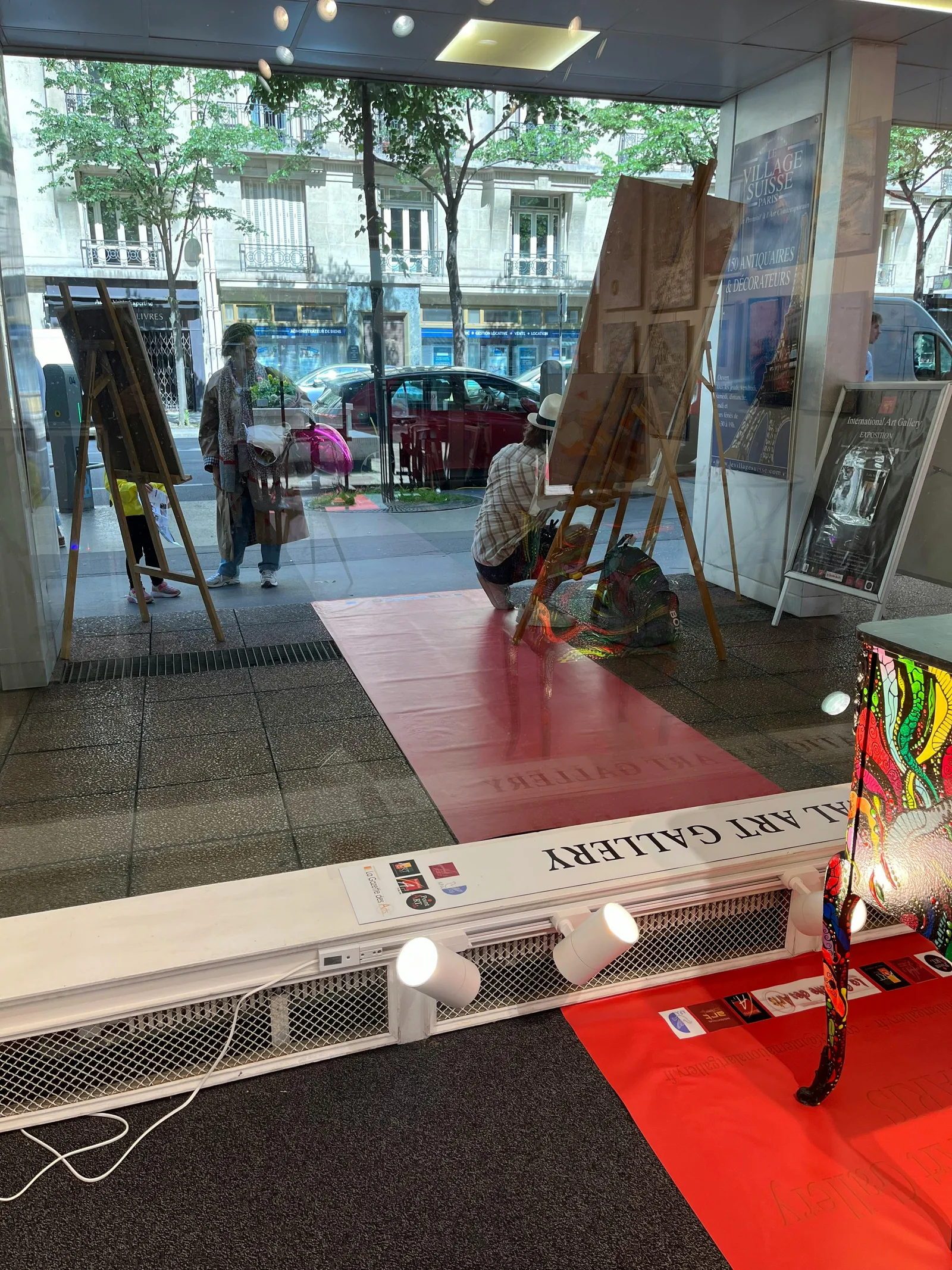 Artistic Exhibition and Event Space on Avenue de Suffren — 3