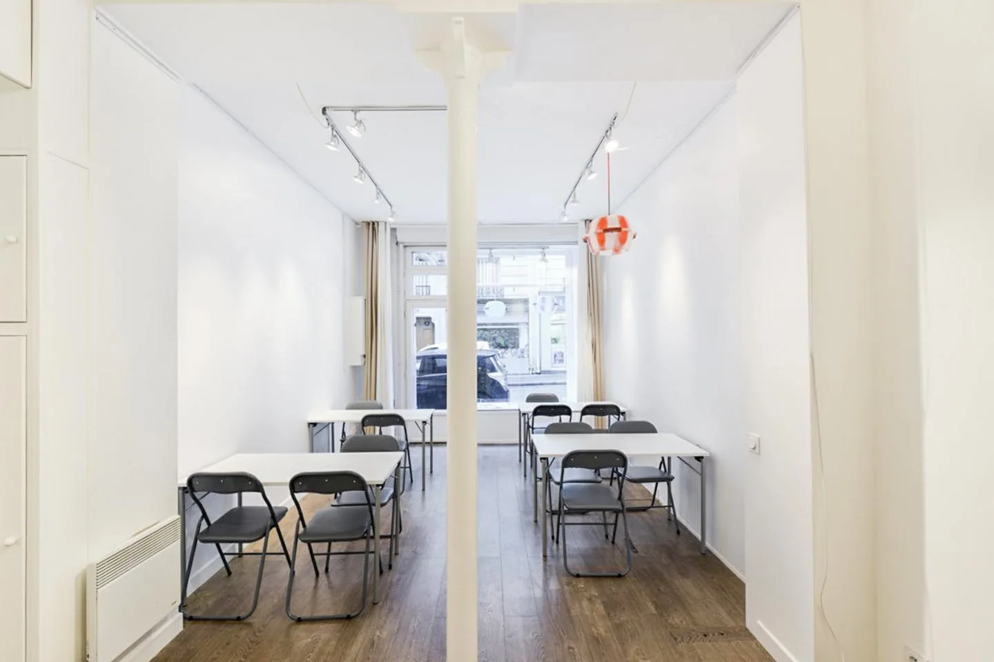 Artistic Pop-Up Store in Paris 11th Arrondissement — 3