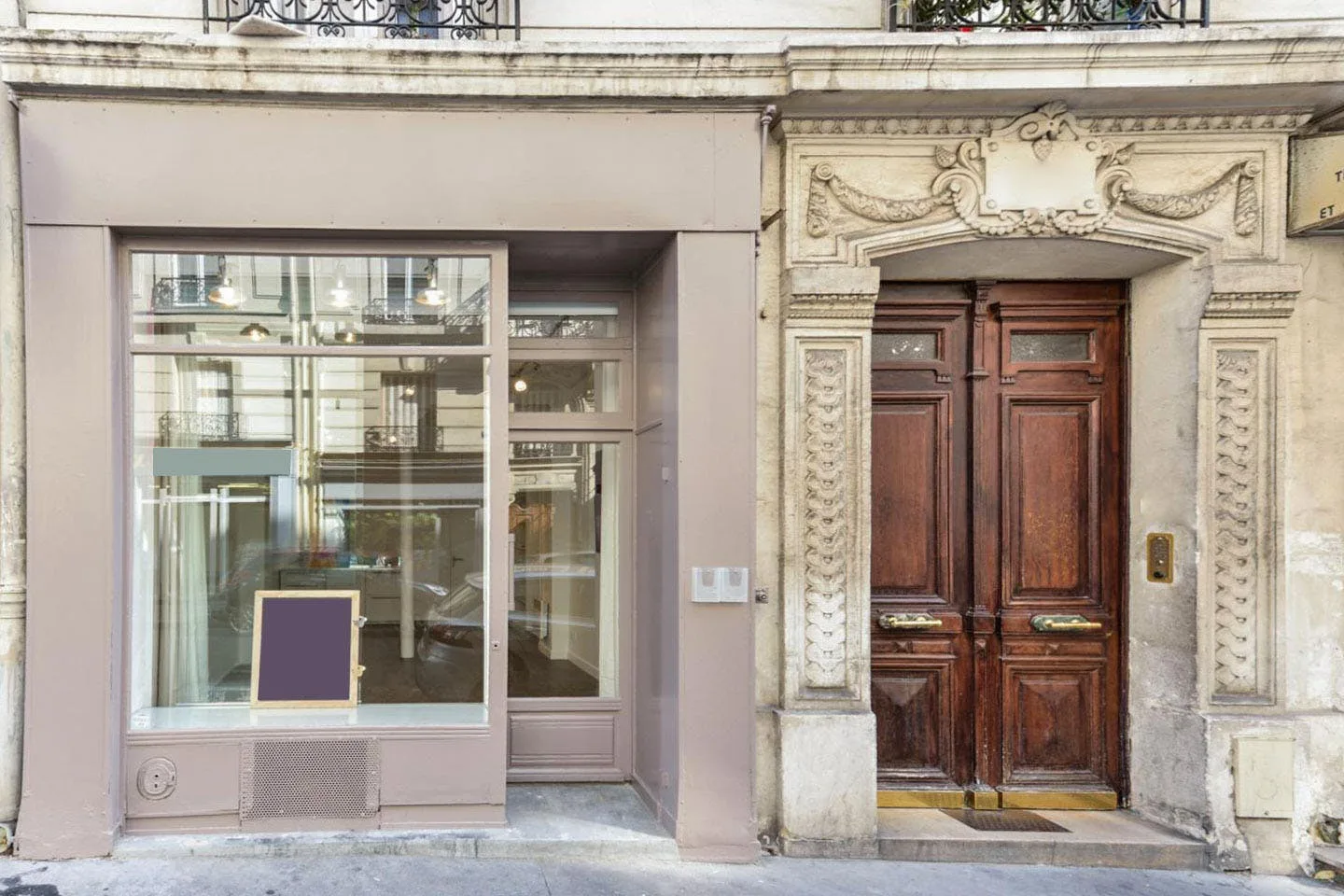Artistic Pop-Up Store in Paris 11th Arrondissement — 4
