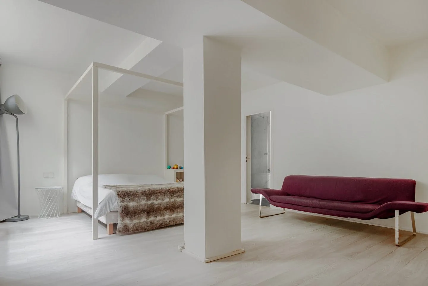 Arty Loft and Converted Workshop on Rue de Montreuil, Paris — 2