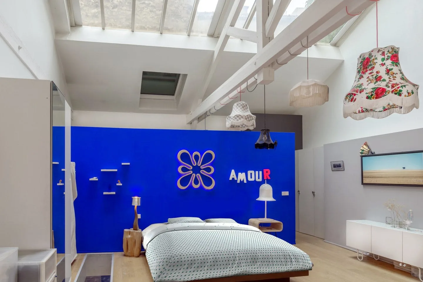 Arty Loft and Converted Workshop on Rue de Montreuil, Paris — 5