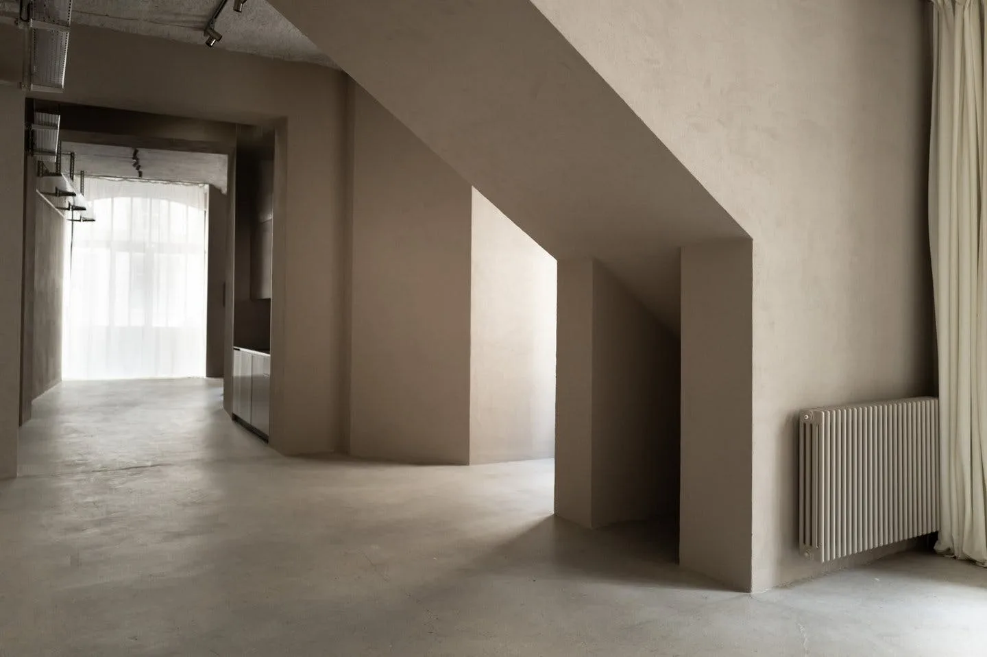 Atypical Design Gallery and Shooting Space in Le Marais — 3