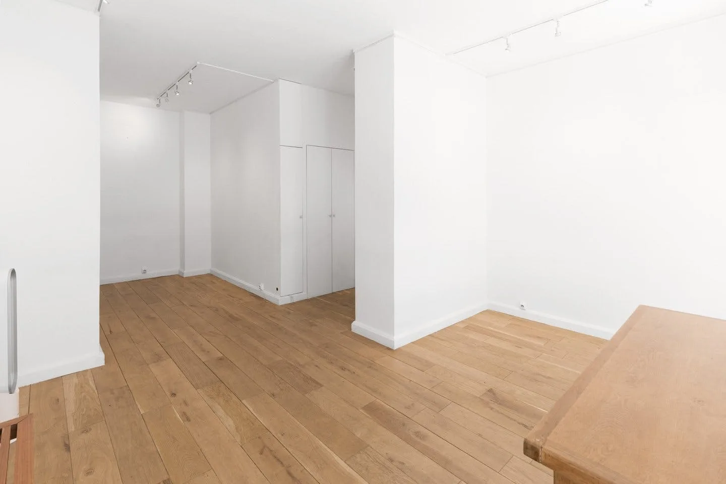 Beautiful Marais Gallery Space in Paris — 5