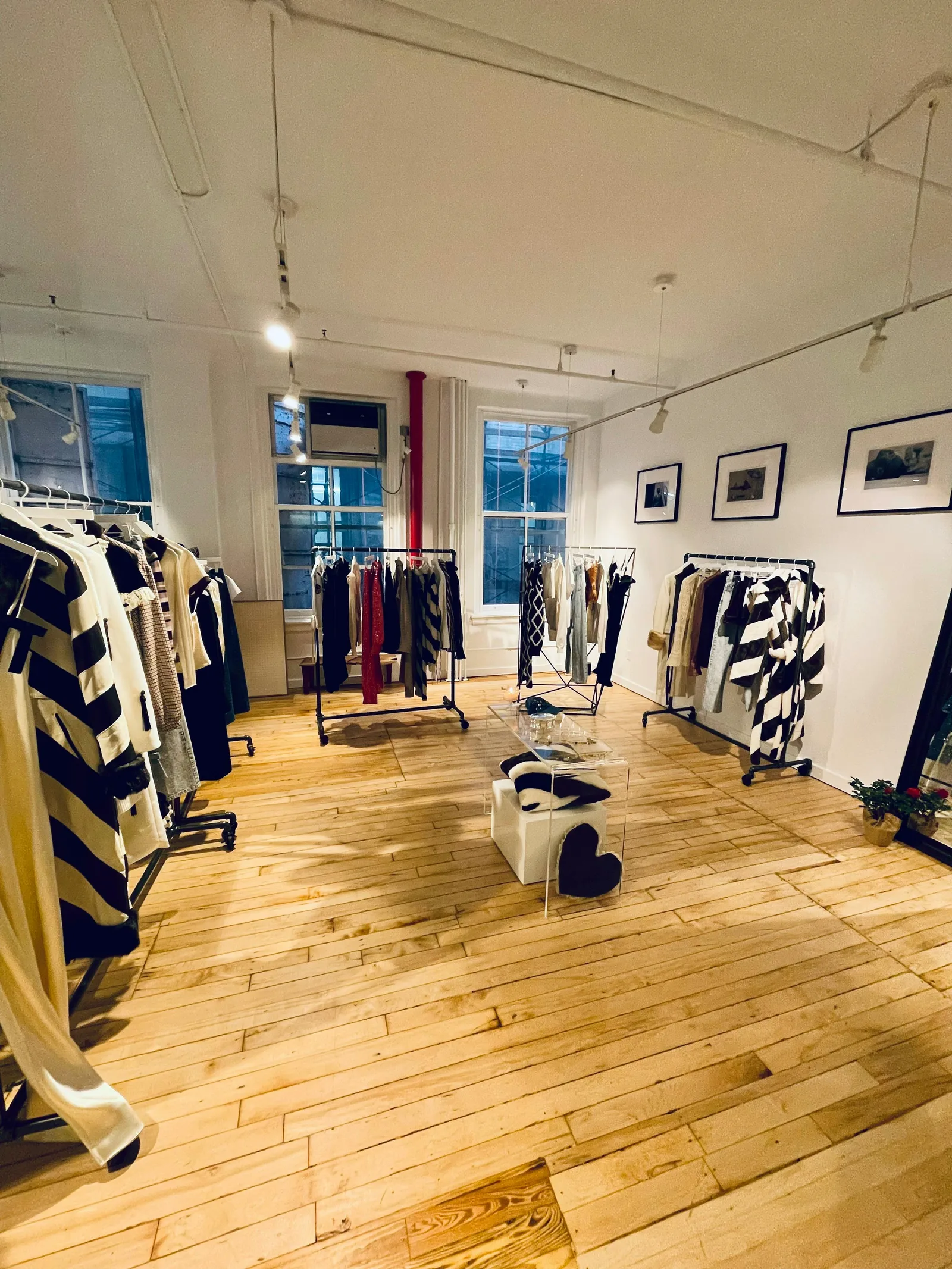 Beautiful Showroom Space in Heart of SoHo — 3