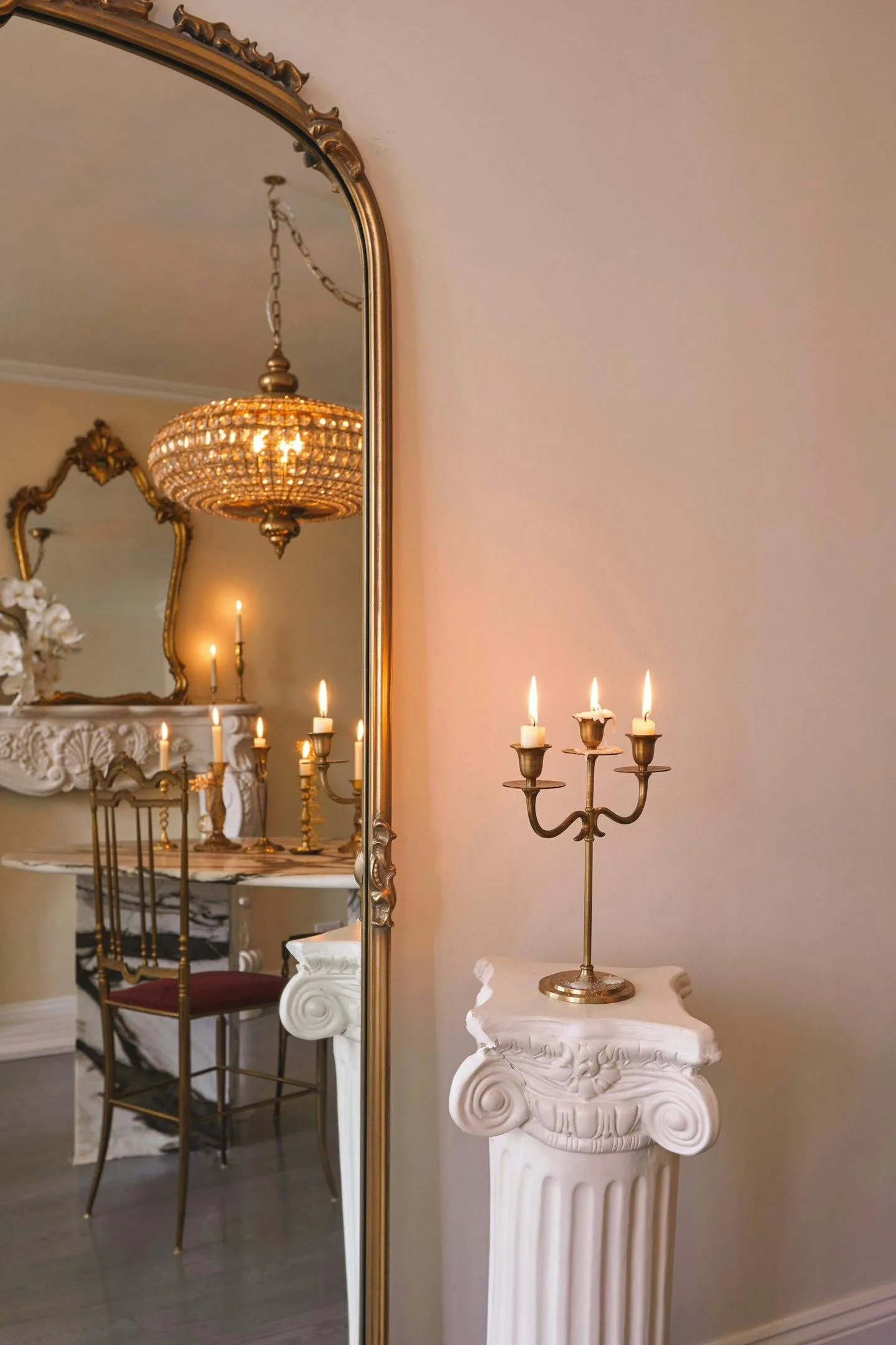 Bohemian and Vintage Apartment on East 54th Street, New York — 2