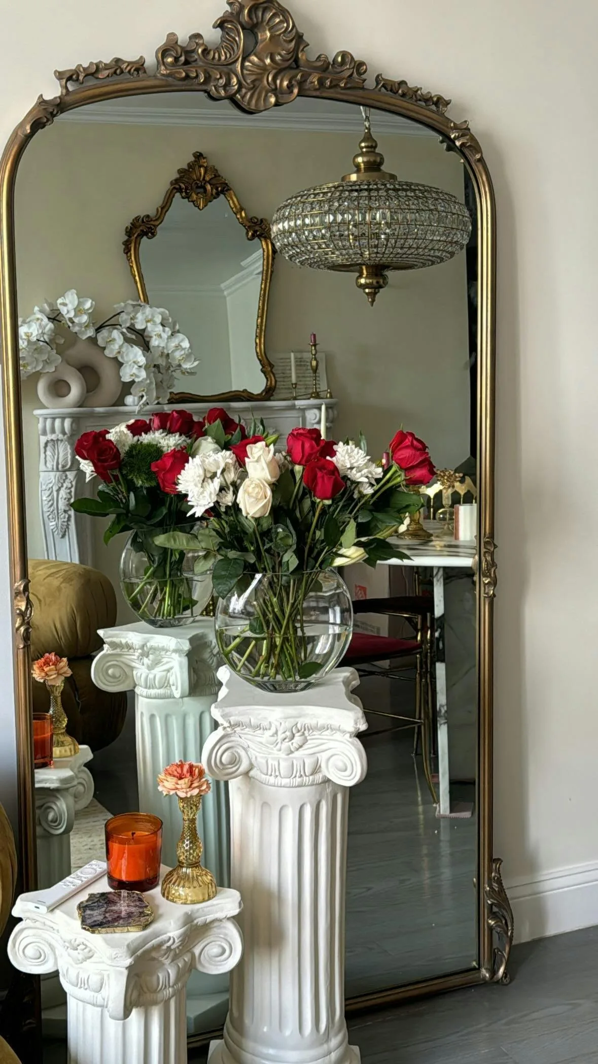 Bohemian and Vintage Apartment on East 54th Street, New York — 4
