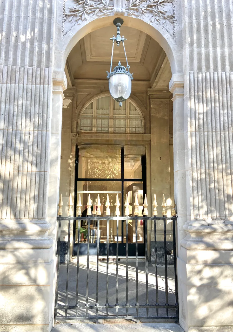 Boutique à louer au Jardin du Palais Royal, 20 sqm, pop up store in Paris, additional interior view