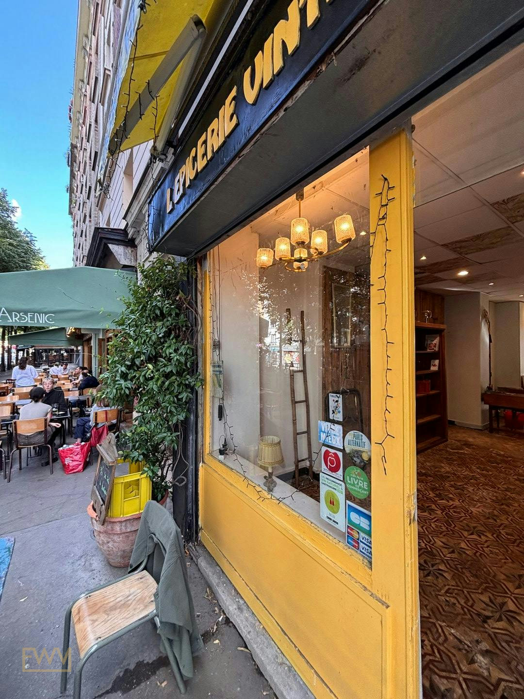 Boutique and Pop-up Store on Rue Sorbier, Paris, 30 sqm, pop up store
