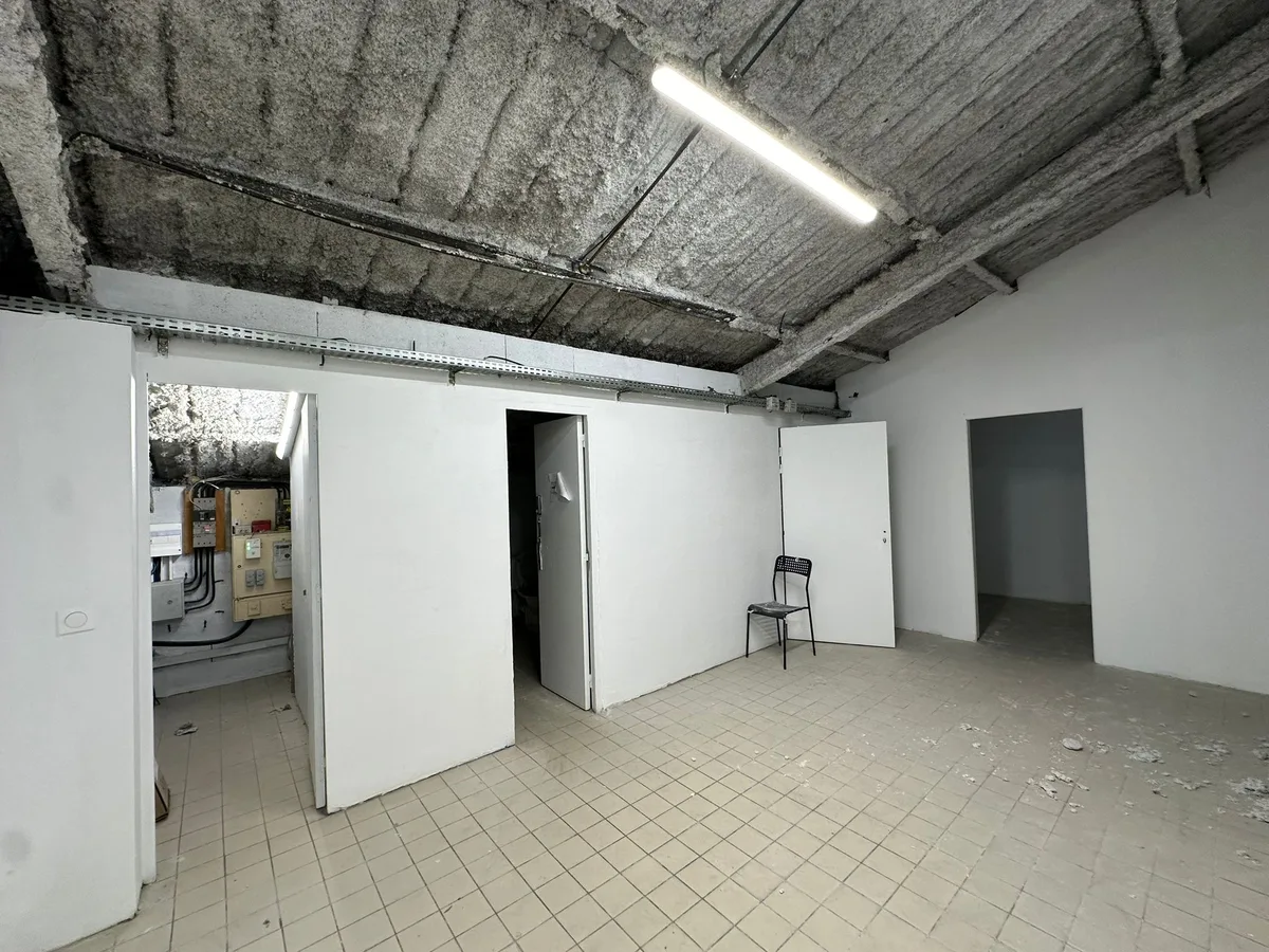 Boutique Atelier Space Near Place de la Nation, 250 sqm, pop up store in Paris, interior view