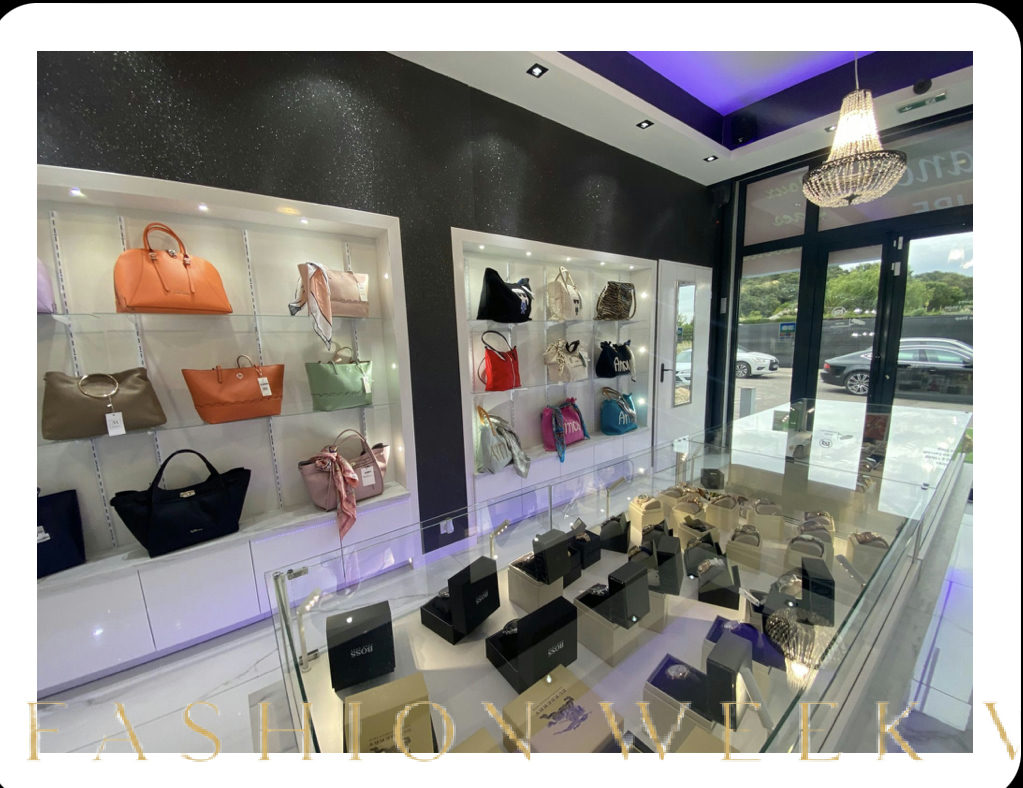 Boutique Éphémère de 50 m² avec Parking, pop up store in Alès, second interior view