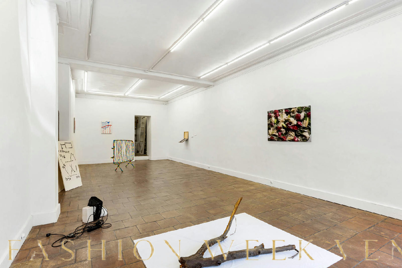 Boutique for Pop-Up Store or Art Exhibition in Le Marais, 70 sqm, pop up store in Paris, interior view