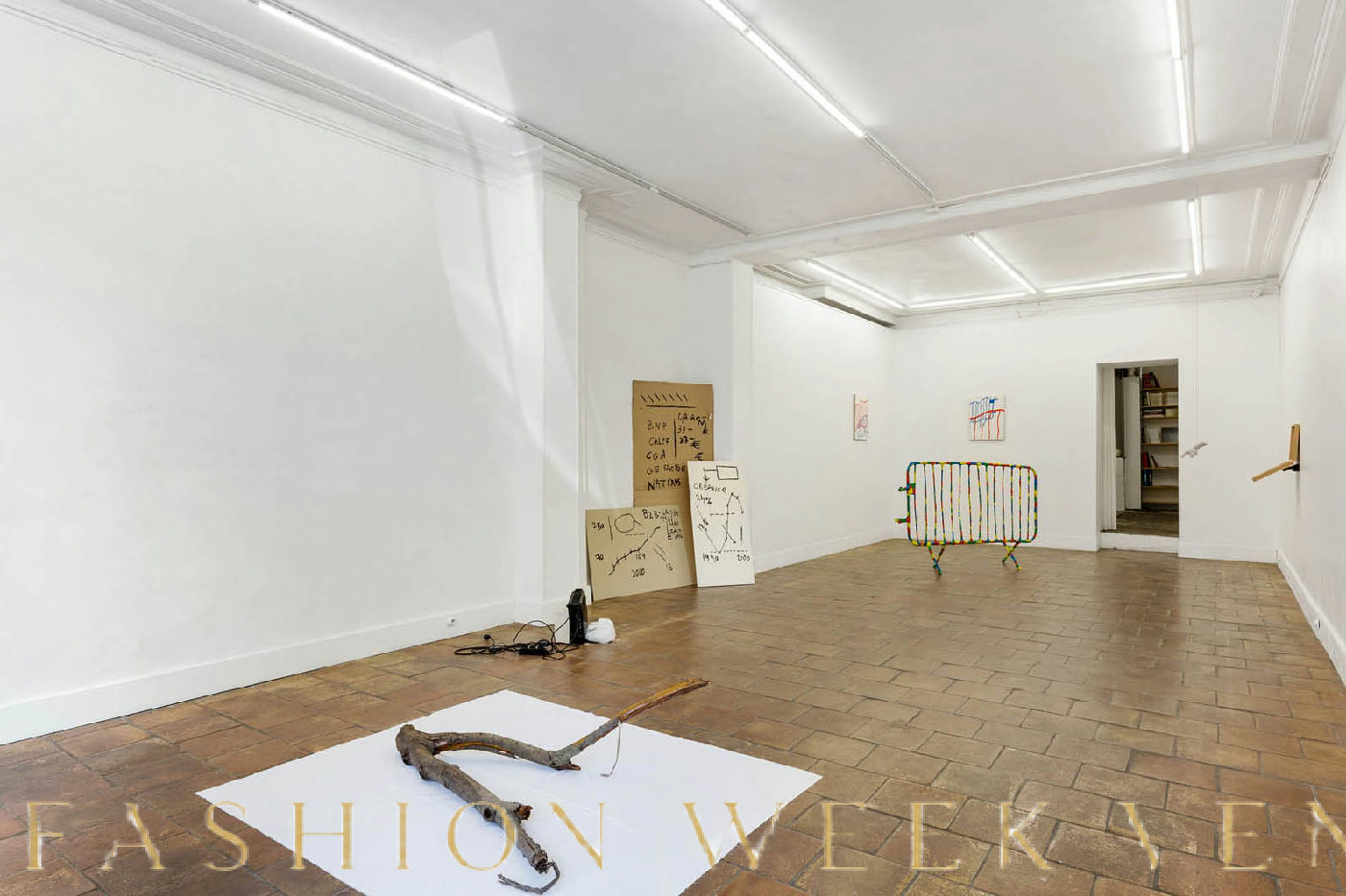 Boutique for Pop-Up Store or Art Exhibition in Le Marais, 70 sqm, pop up store in Paris, second interior view