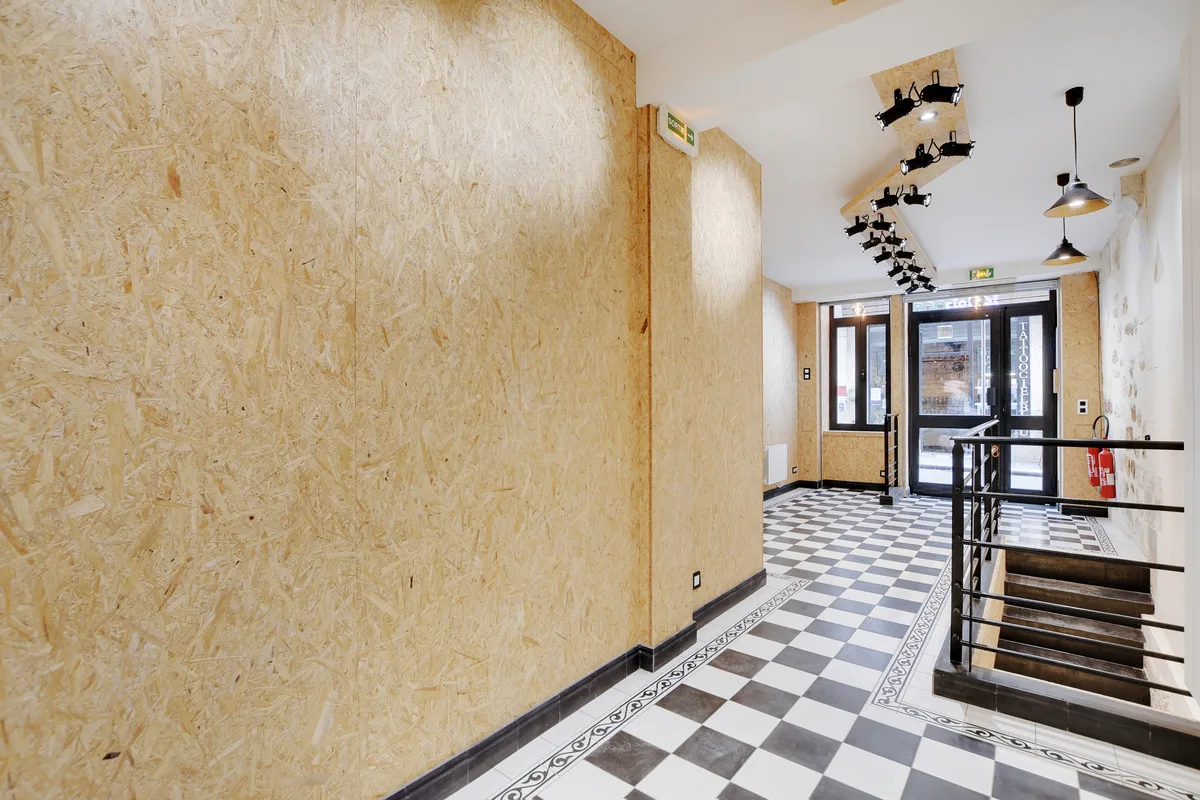 Boutique for Rent in Paris - Perfect for Pop-Ups and Exhibitions, 40 sqm, pop up store, interior view