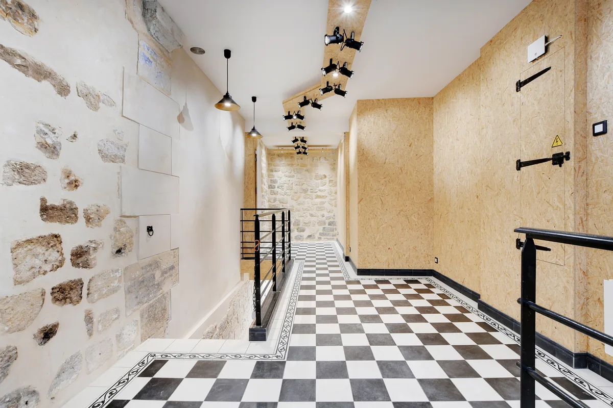 Boutique for Rent in Paris - Perfect for Pop-Ups and Exhibitions, 40 sqm, pop up store, additional interior view