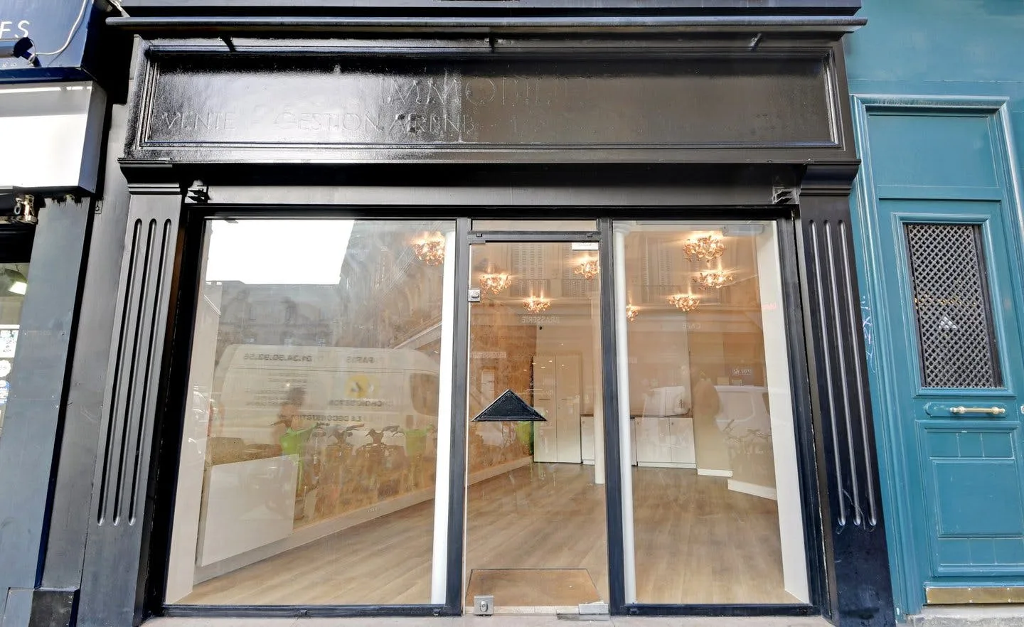 Boutique for Rent on Rue Saint-Honoré, Paris — 4