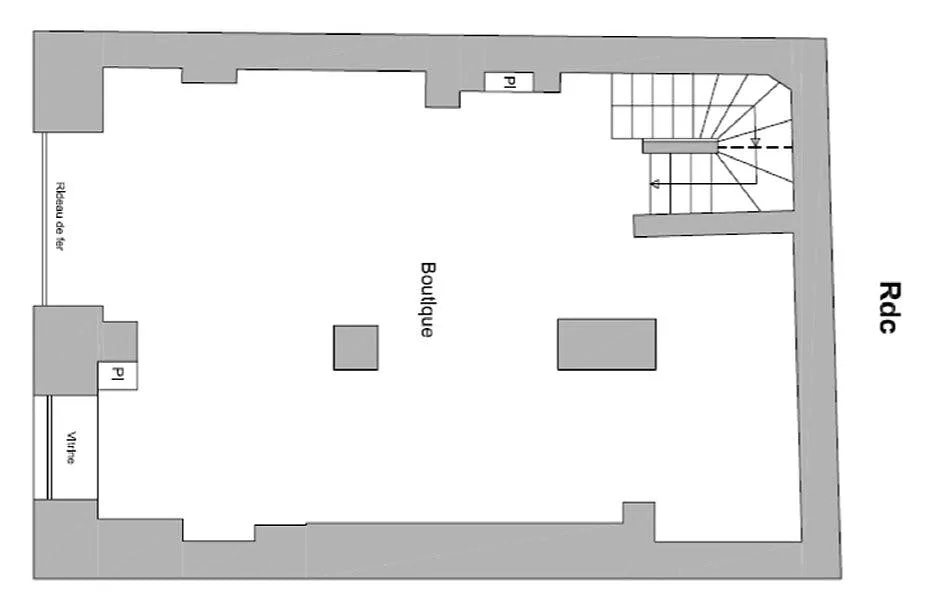 Boutique for Rent on Rue Vieille-du-Temple, Paris — 3