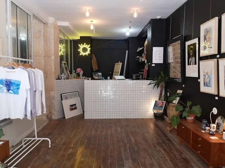 Boutique Gallery and Showroom on Rue Notre Dame de Lorette — 2