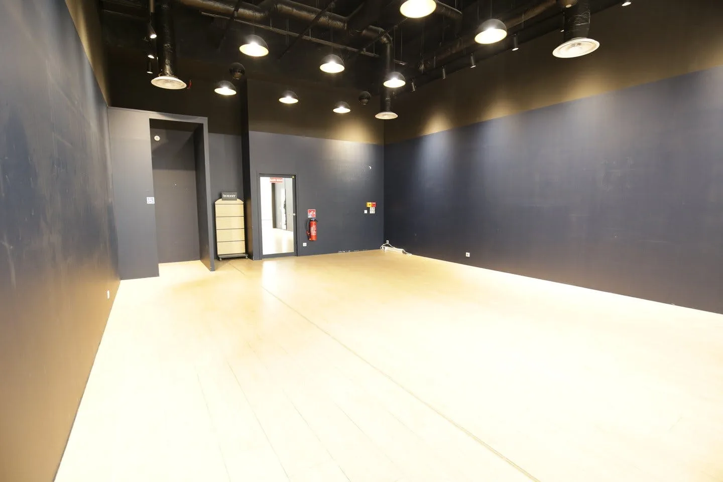Boutique in Centre Commercial Les 3 Fontaines, Cergy — 2