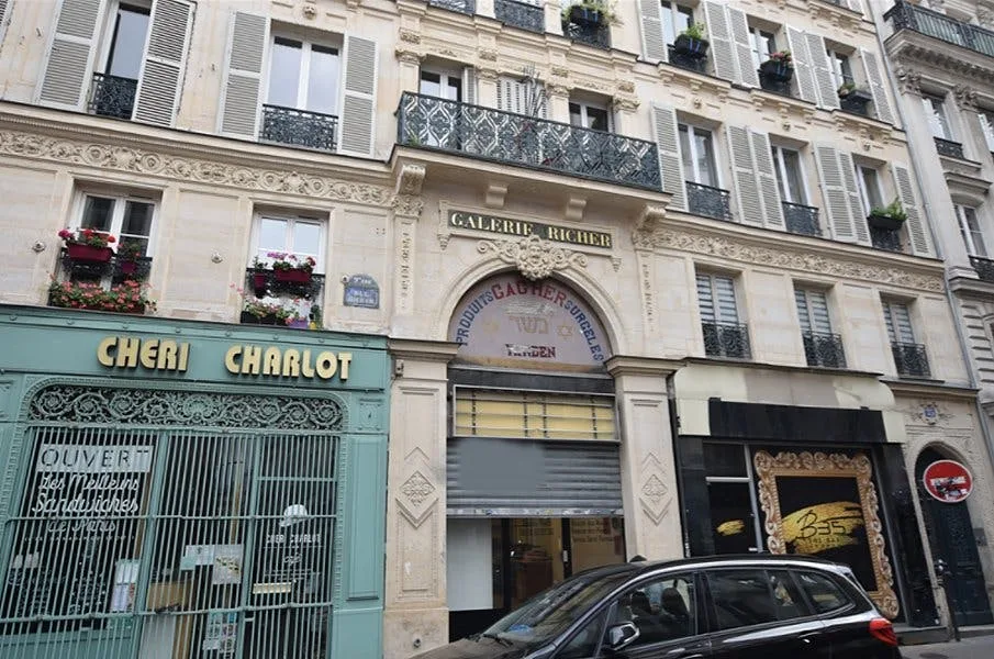 Boutique Near Grands Boulevards in Paris 9th