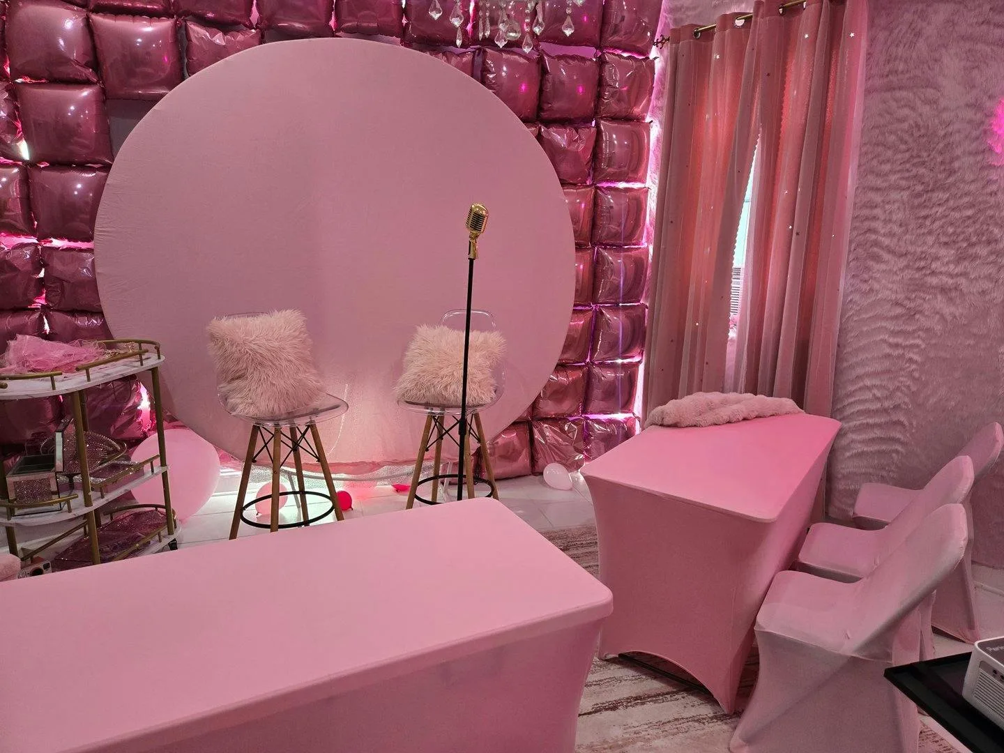 Boutique Pink Venue for Creative Events in Atlanta — 3