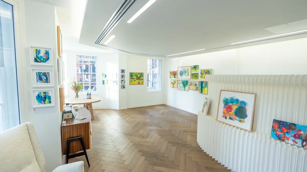 Boutique Pop-Up Space at 55 Grosvenor Street, Mayfair, 74 sqm, pop up store in Greater London, additional interior view