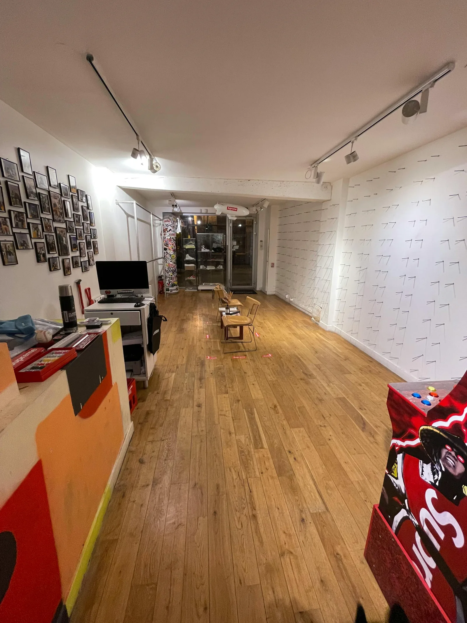 Boutique Pop-Up Store in Montorgueil, Paris — 3