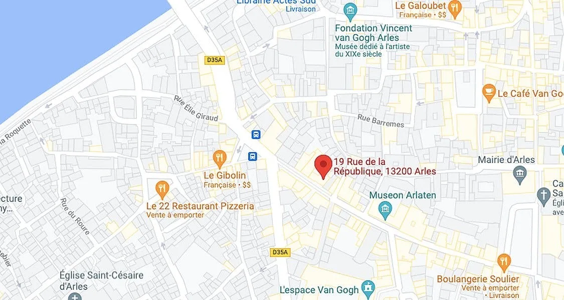 Boutique Shop for Rent - Arles Downtown — 2