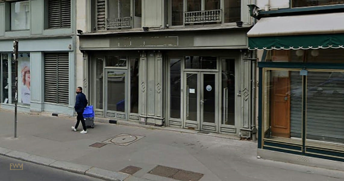Boutique Shop for Rent in Cluny La Sorbonne, Paris, 189 sqm, pop up store