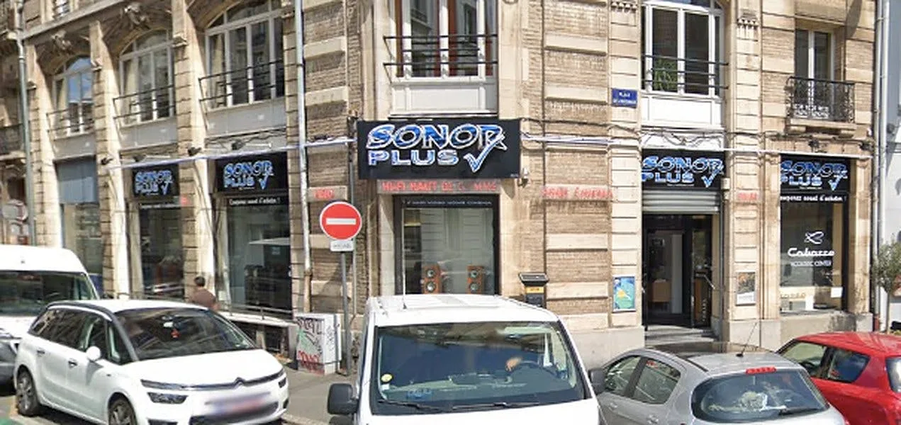 Boutique Shop for Rent in Lille Downtown - Flandres