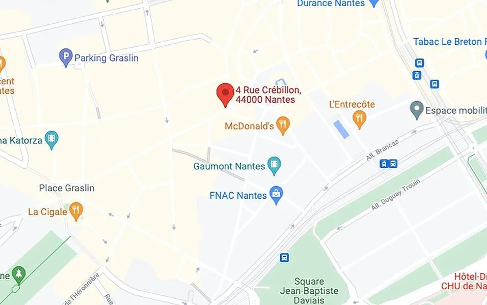 Boutique Shop for Rent in Nantes Hypercentre — 2