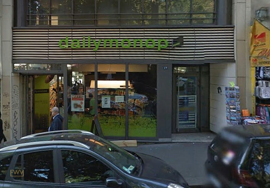 Boutique Shop For Rent in Paris 18th Montmartre — pop-up space in Paris