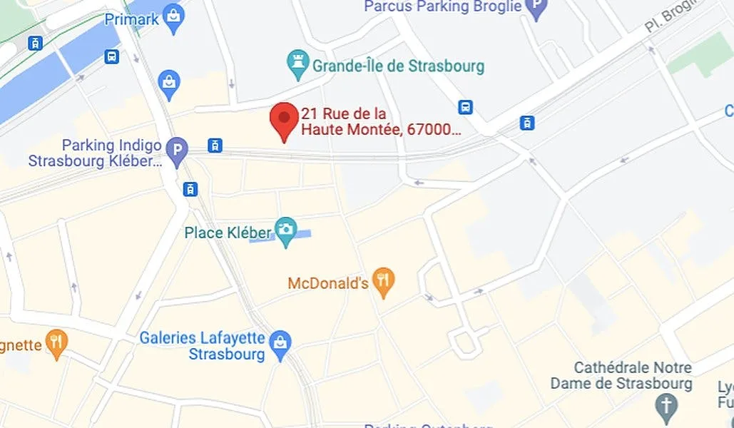 Boutique Shop in Strasbourg Hypercentre — 2
