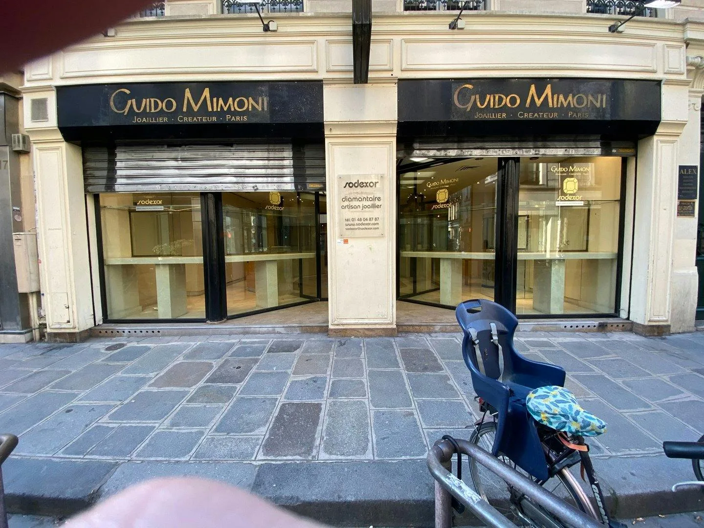 Boutique Shop on Rue du Temple, Paris